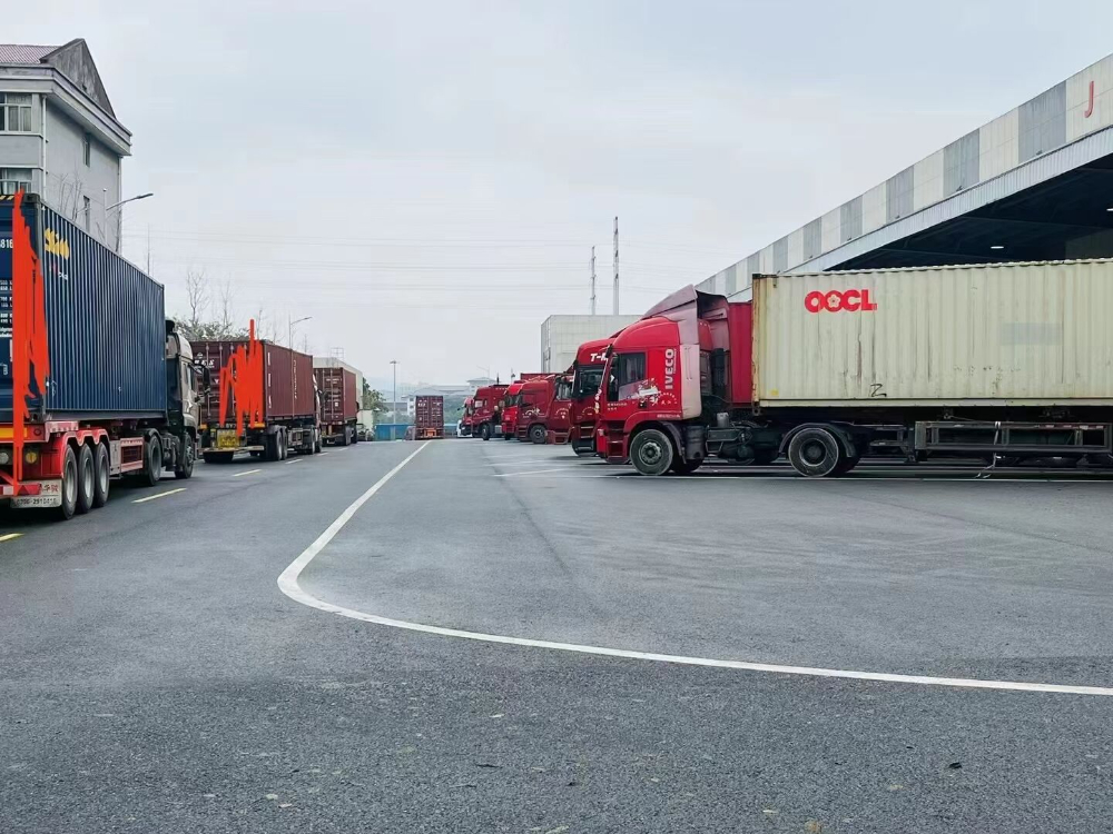 东南亚陆运卡班专线-安全高效的跨境物流服务